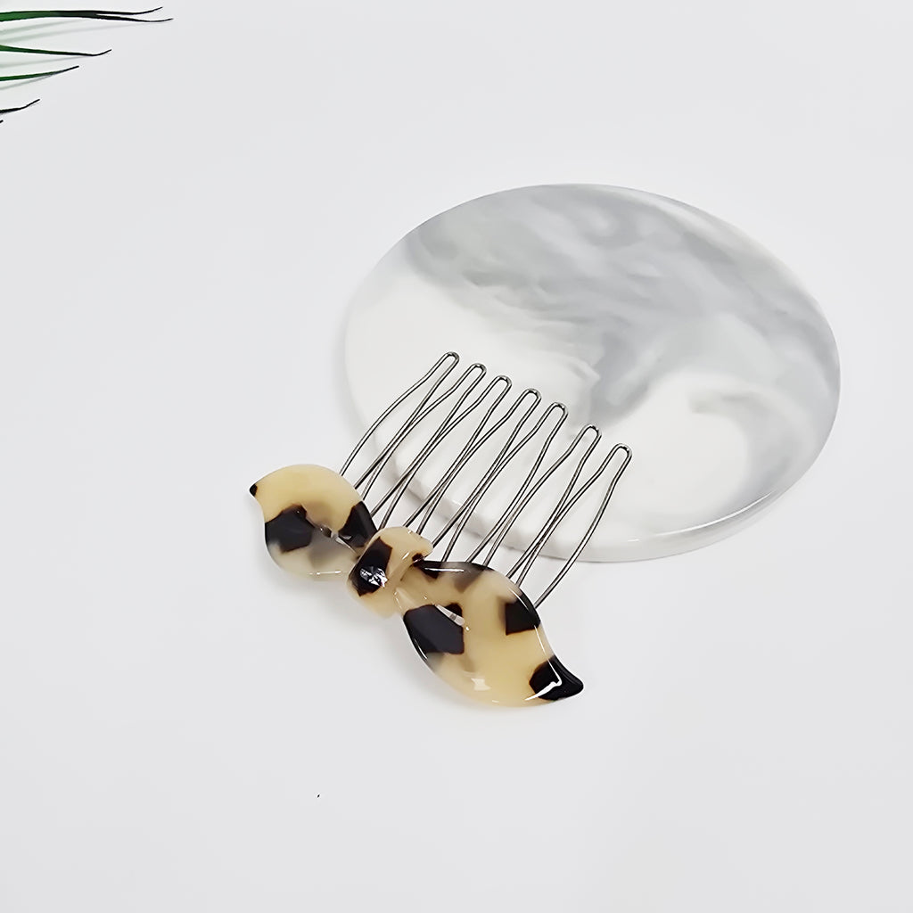 Lip Bow Mini Hair Comb Pin 2.6 in – Tortoise Shell, French Pin