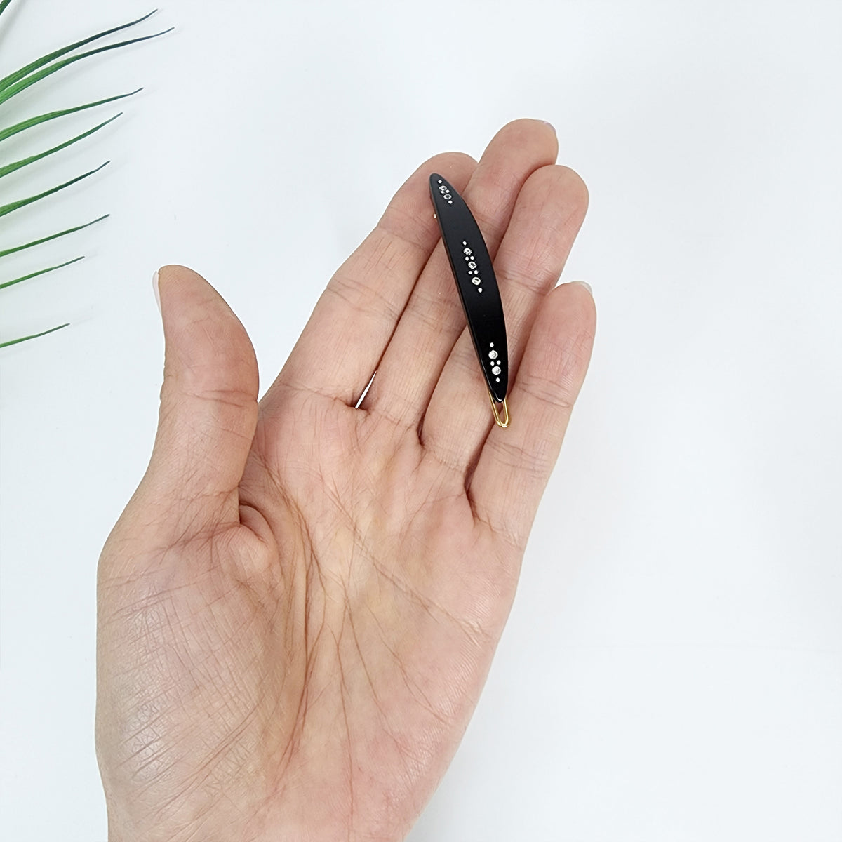 Laurence Slim Oval Bobby Pin 2.3 in – Cubic, French Pin, for Bangs