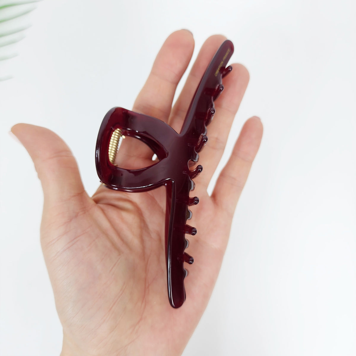 Twist Wire Jumbo Hair Claw Clip 5.3 in – Solid, French-style, for Updos