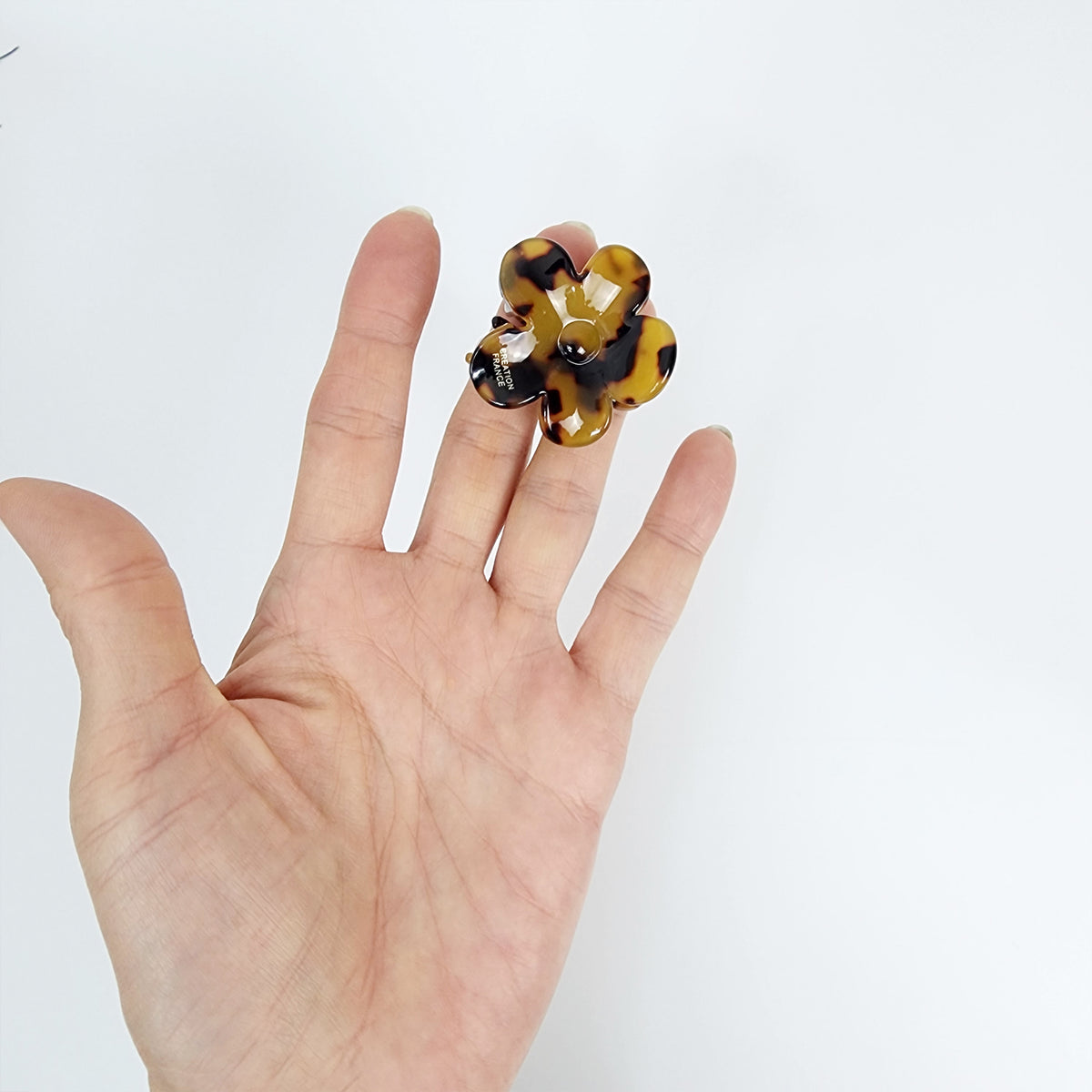 Fleur Mini Hair Claw Clip 1.6 in – Tortoise Shell, Solid, French-style
