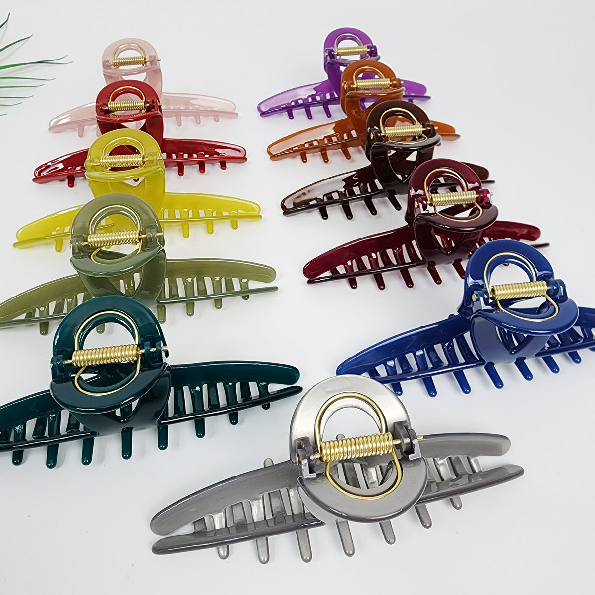 Twist Wire Jumbo Hair Claw Clip 5.3 in – Solid, French-style, for Updos