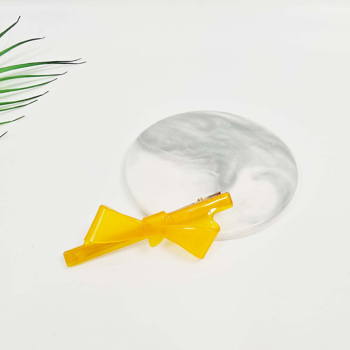 Candy Bow Small Alligator Hair Clip 3.1 in – Glossy Solid, French-style