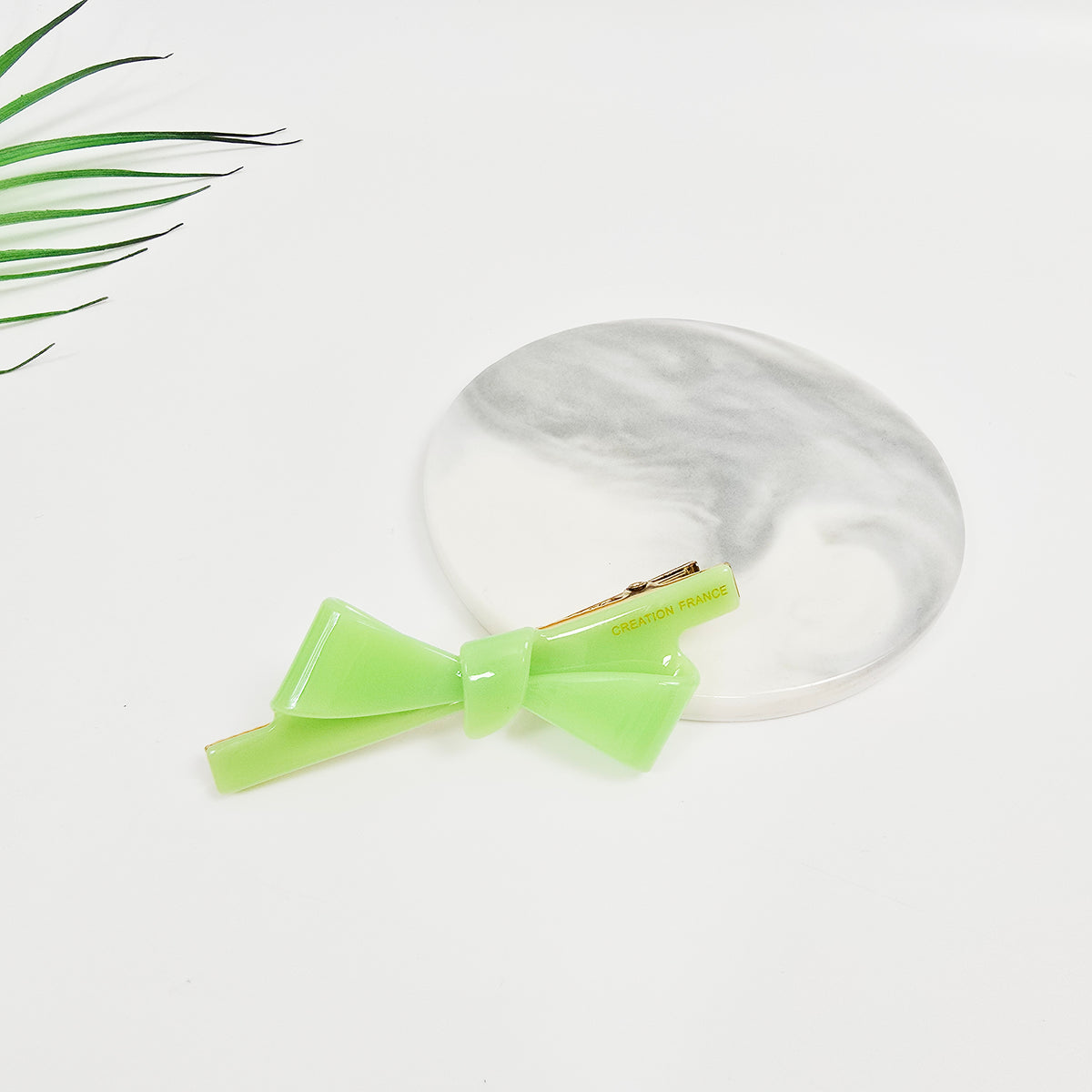 Candy Bow Small Alligator Hair Clip 3.1 in – Glossy Solid, French-style