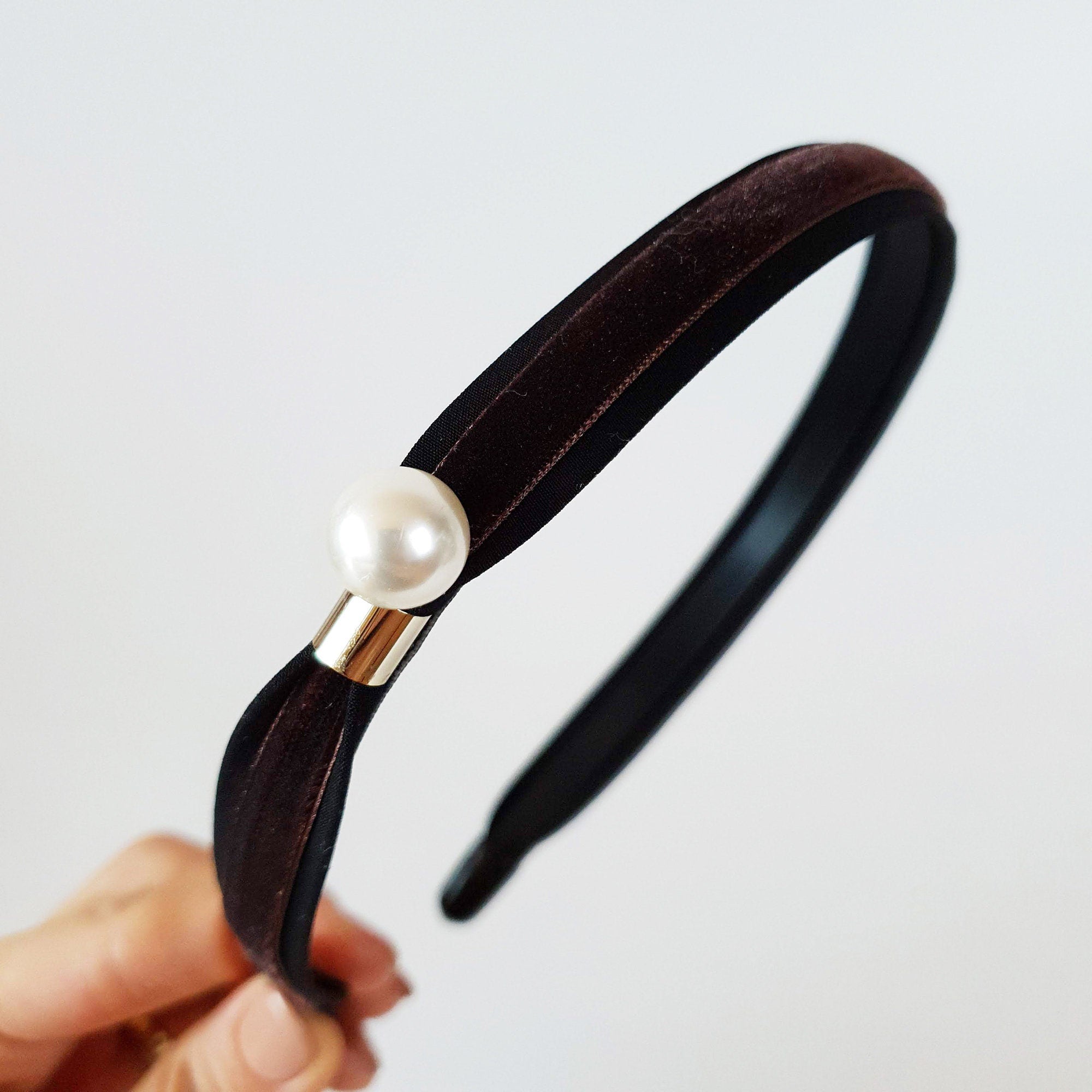 Black Velvet Pearl Headband, Simple Pearl Alice Band, White Ivory Pearl Headpiece for Woman, Handmade Head Wrap, Narrow Classic Headband