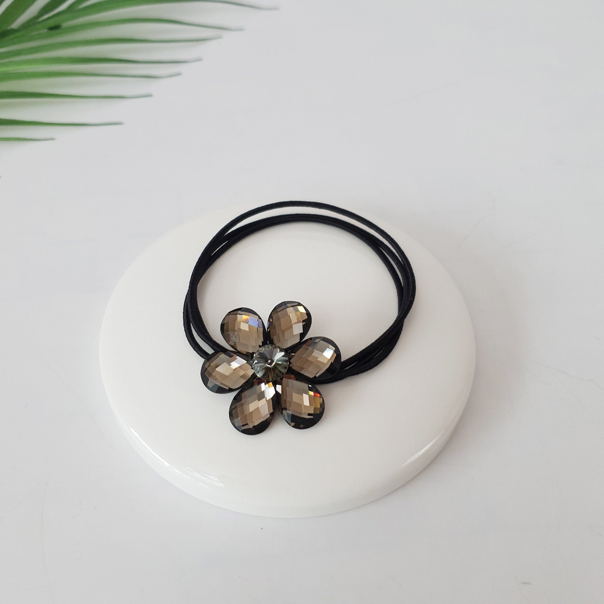 Swarovski Point Glass Flower Hair Tie / Three Line Ponytail Holder / Hair Accessory for Woman