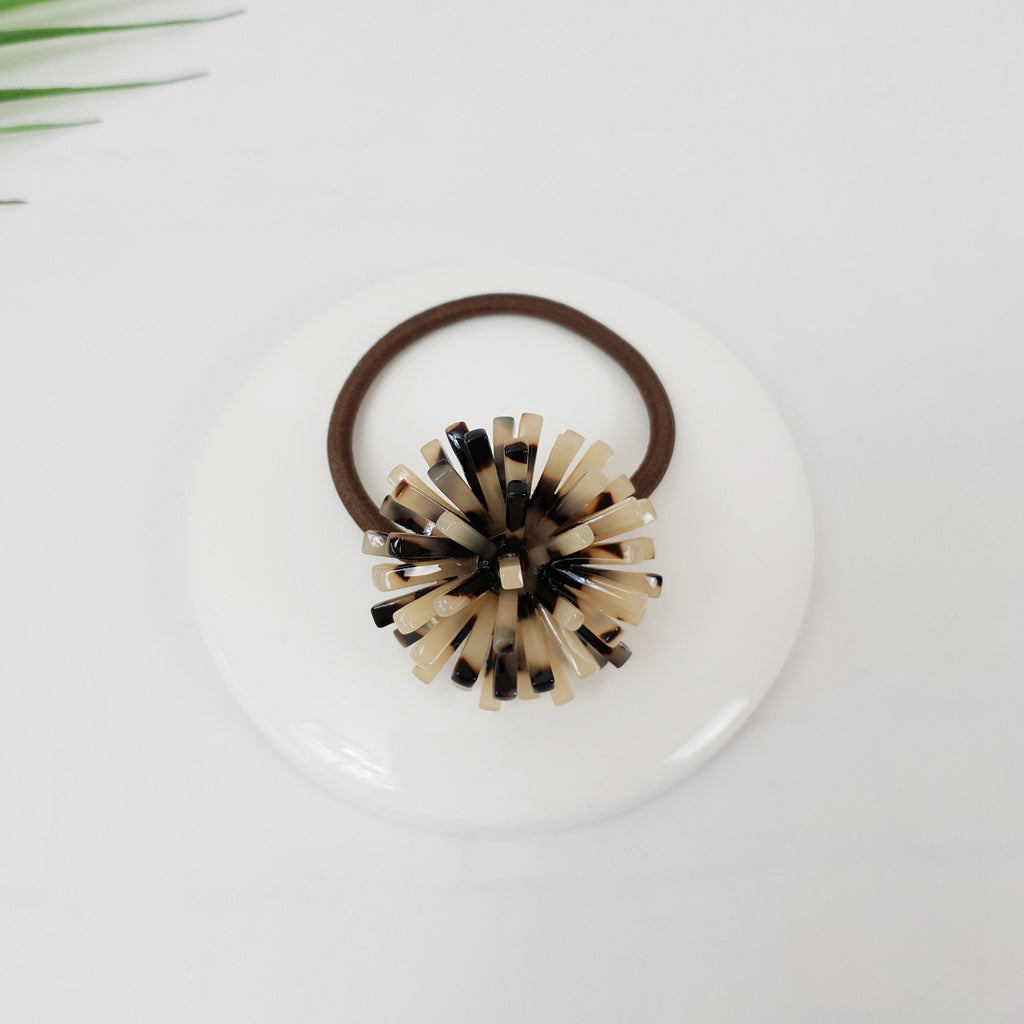 Tortoise Shell Dandelion Flower Hair Tie / Cute French Ponytail Holder / Hair Accessory for Woman / French Hair Tie / Hair Scrunchy