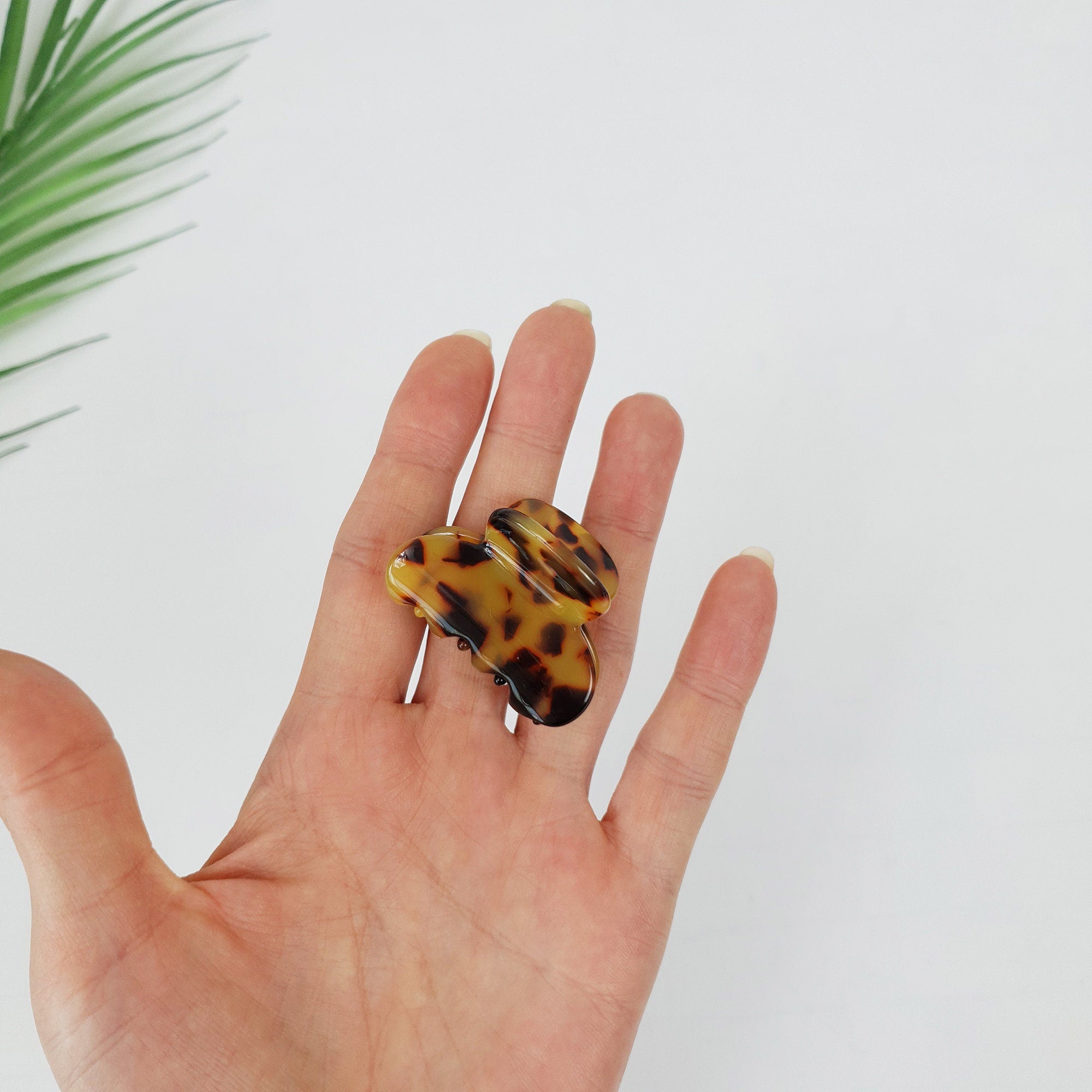 Leopard Round Small Hair Clips (1.6 Inch) / Tortoise Shell Mini French Hair Pin / Hair Barrette for Woman