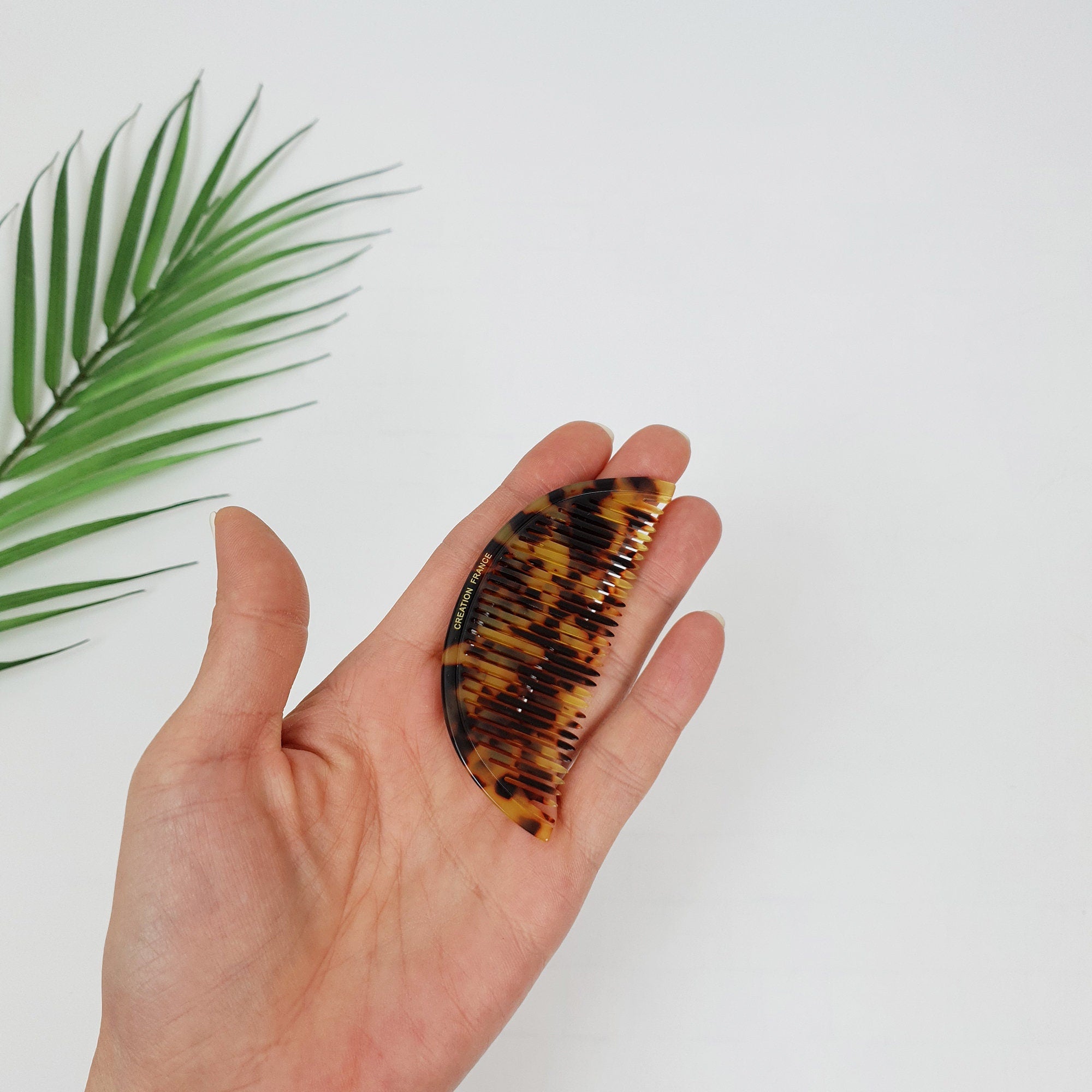 Tortoise Marble Thin Half Moon Shape Hair Comb / Hand Held Mirror for Woman / Curly Hair Comb Hair Brush