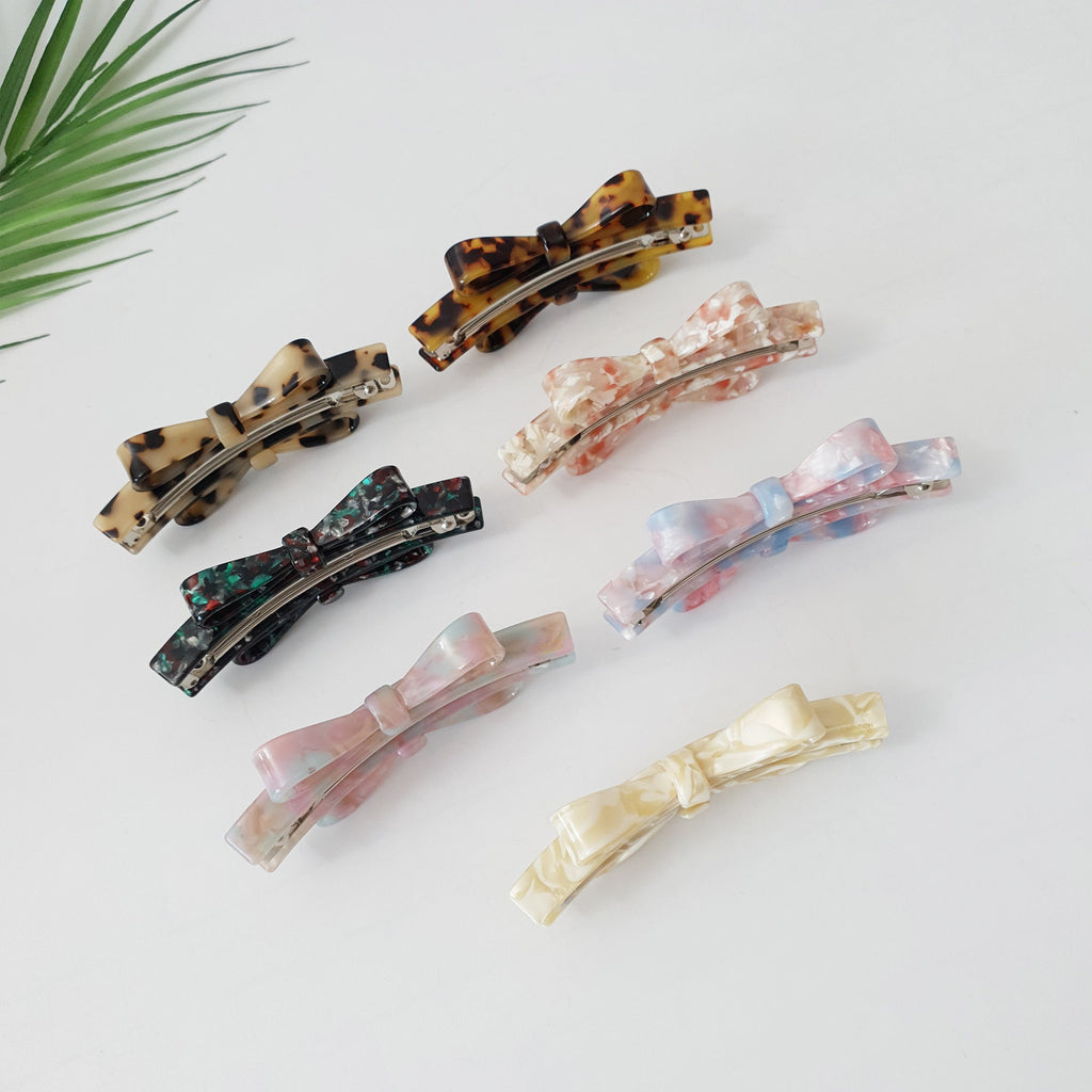 Cellulose acetate double bow banana clip. Small tortoise shell ribbon barrette for half-up hair. Glossy marble ponytail holder gift.