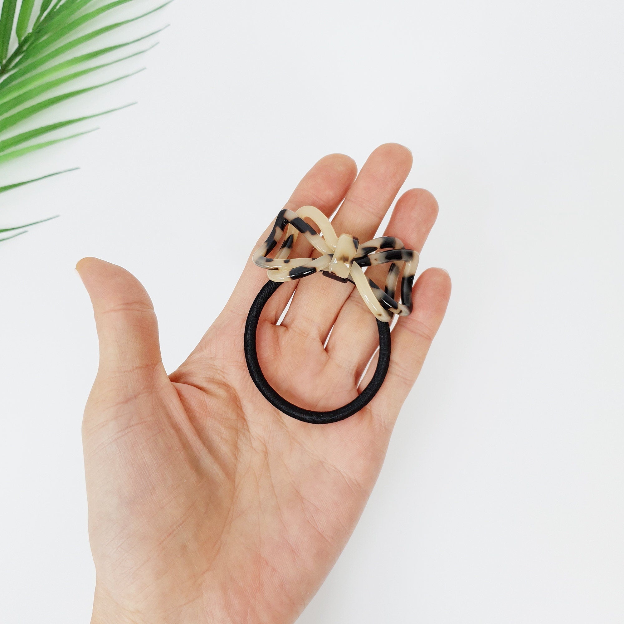 Leopard Double Triangle Ribbon Hair Tie / Tortoise Shell Ponytail Holder / Hair Accessory for Woman / French Hair Pin / Hair Scrunchy