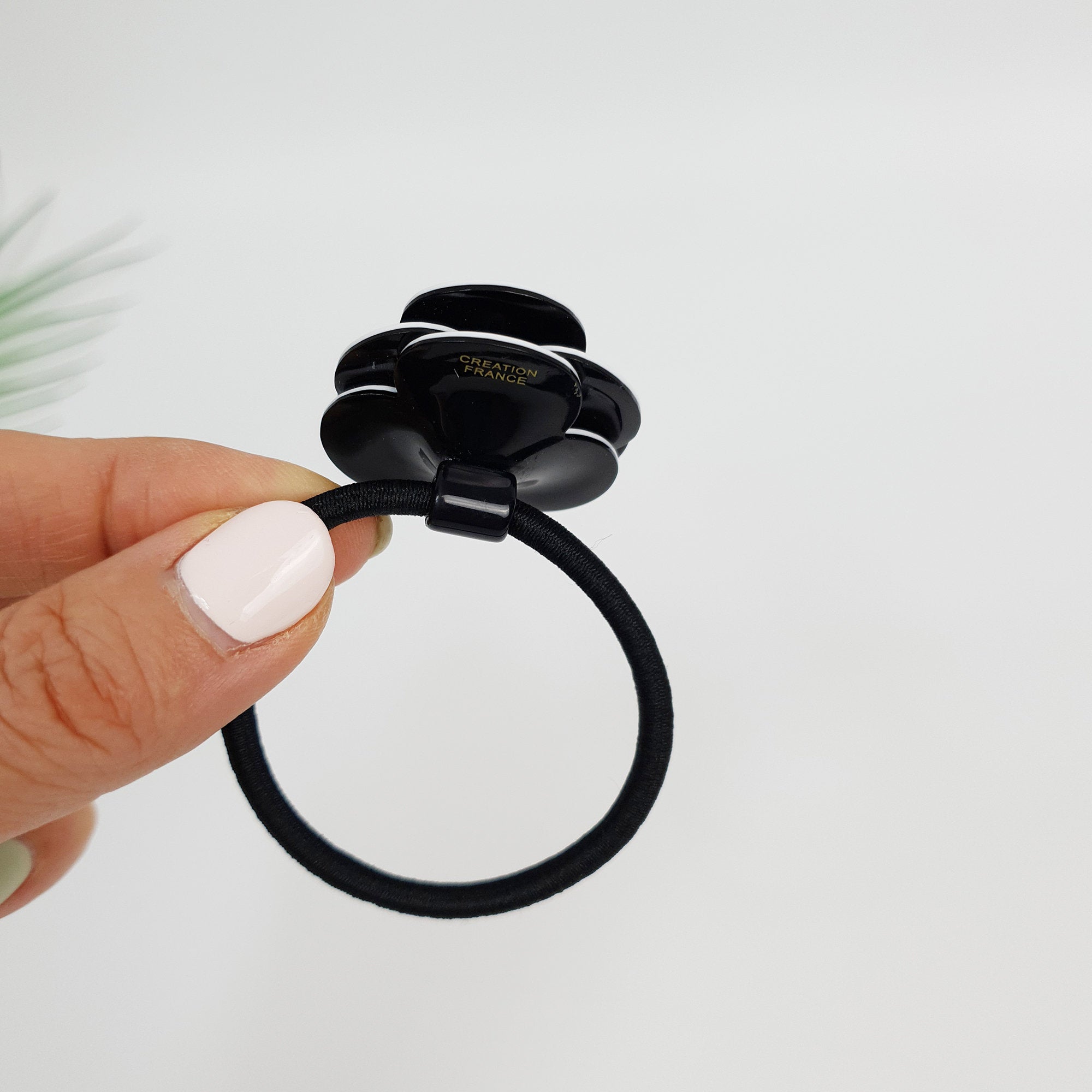 Pansy Flower Pearl Hair Tie / Cute Ponytail Holder / Hair Accessory for Woman / French Hair Pin / Hair Scrunchy