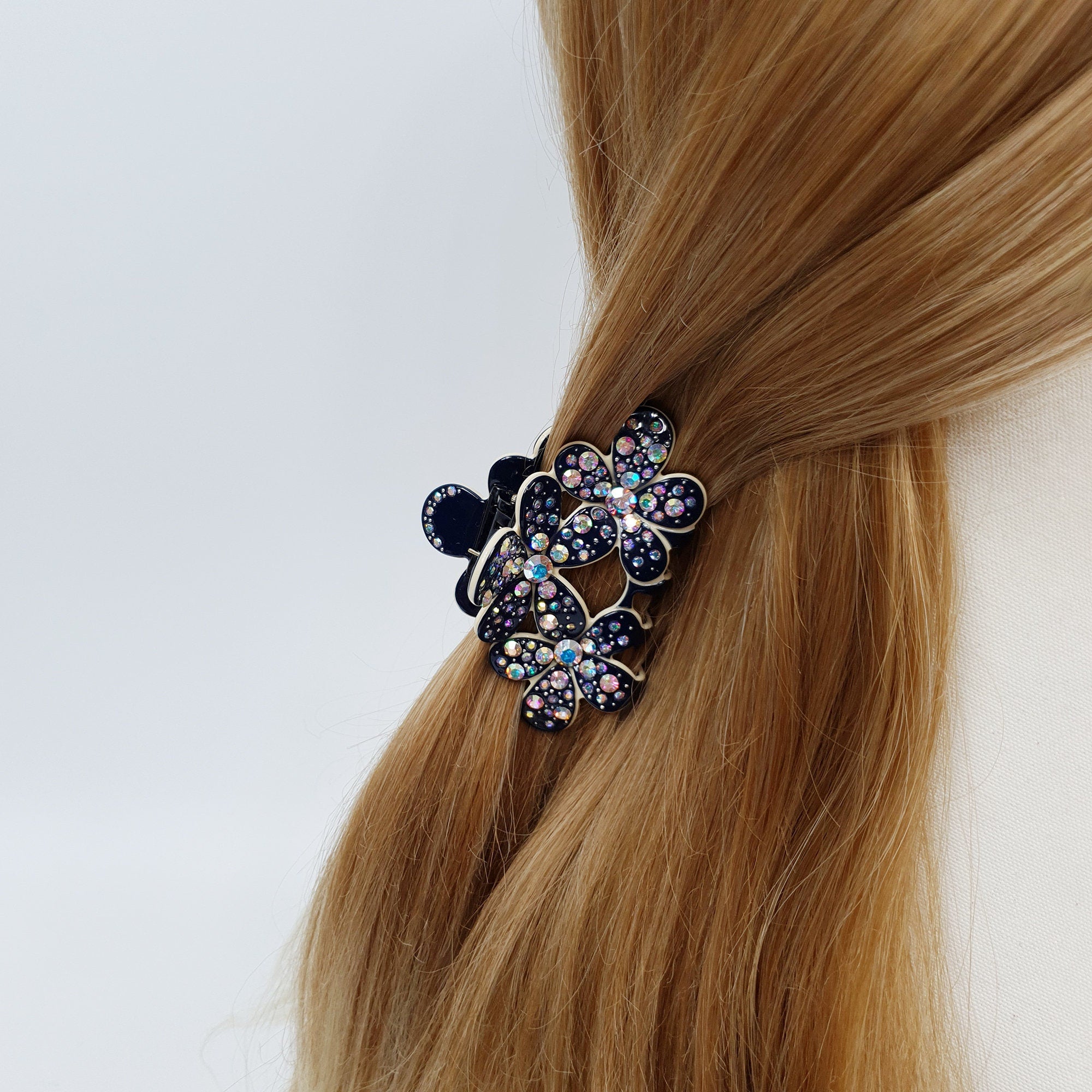 Pastel Color Sparkling Triple Blossom Hair Claw Clip / Luxurious French Hair Pin / Hair Accessory for Woman / Flower Hair Clip