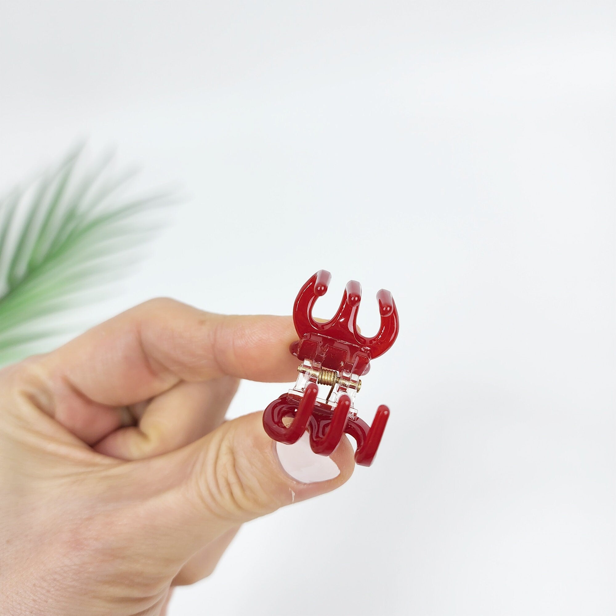 Cellulose Cutie Flower Hair Clips (1.2 Inch) / Cute Mini Hair Pin / Hair Accessory for Woman / Small Octopus Hair Clip