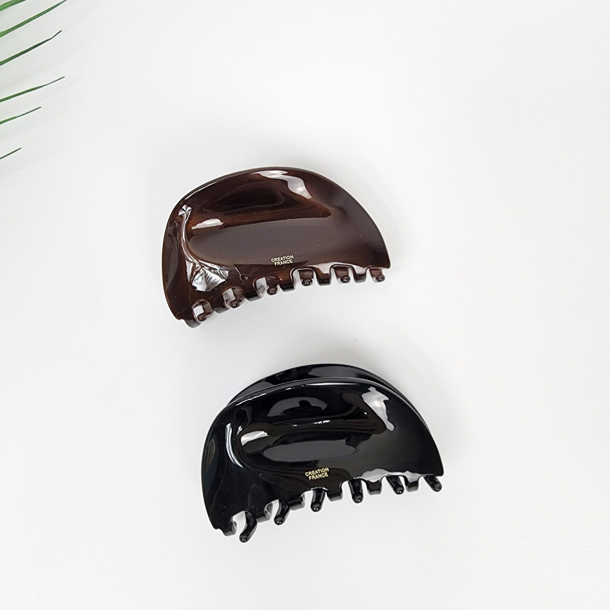 Chic Black Brown Round Pebble Hair Claw Clip (3.1 Inch) / Luxurious French Hair Pin / Hair Accessory for Woman