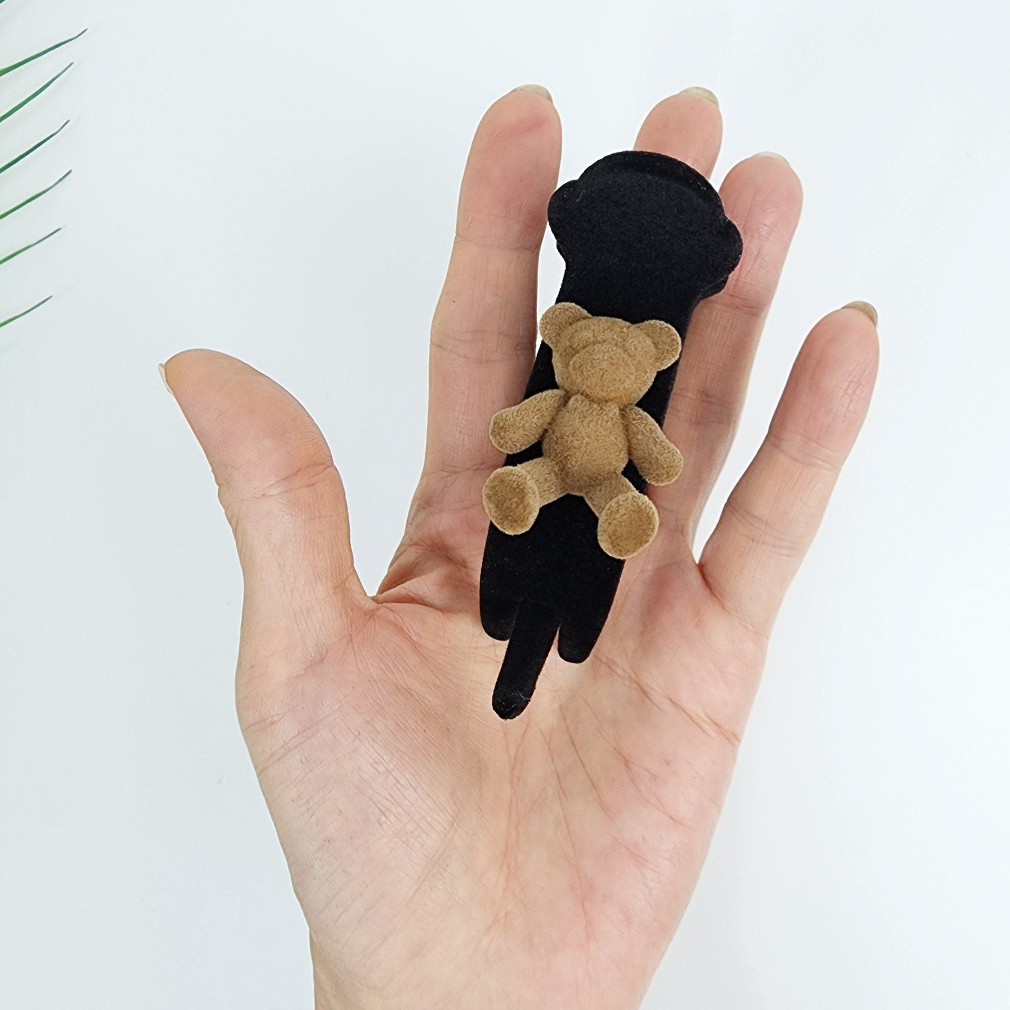Black Velvet Teddy Bear Lowbun Round Hair Claw Clip / Vintage Ponytail Hair Claw / Hair Barrette for Woman / Velvet Hair Clip