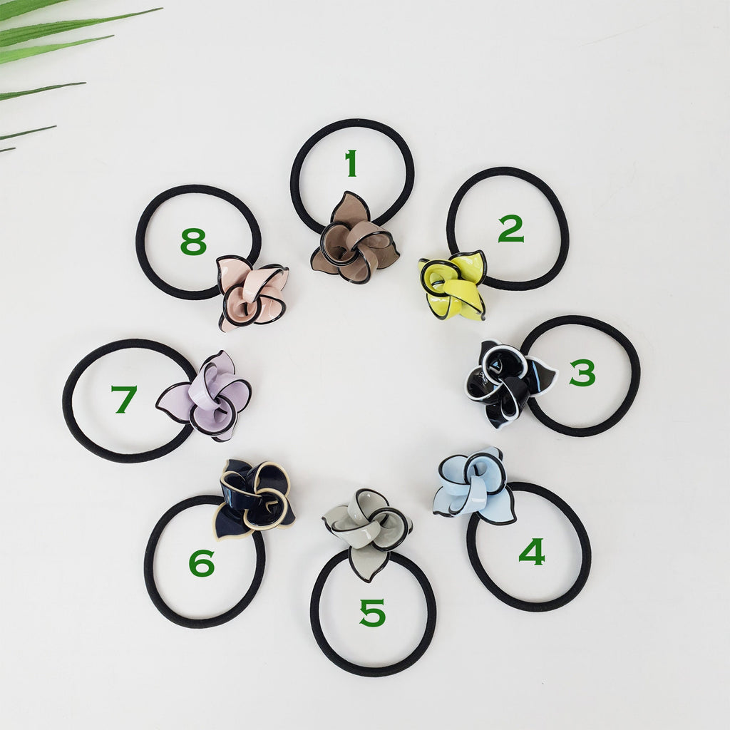 Pastel Color Blooming Flower Hair Tie / Simple Cute Ponytail Holder / Hair Accessory for Woman / French Hair Tie