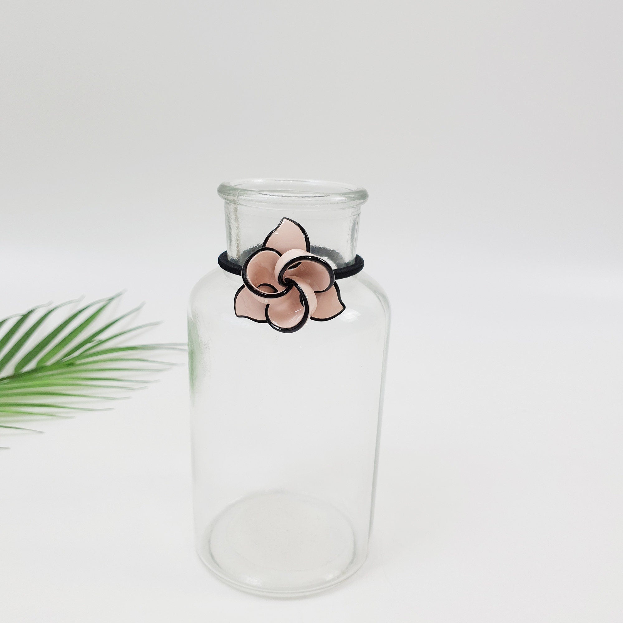 Pastel Color Blooming Flower Hair Tie / Simple Cute Ponytail Holder / Hair Accessory for Woman / French Hair Tie
