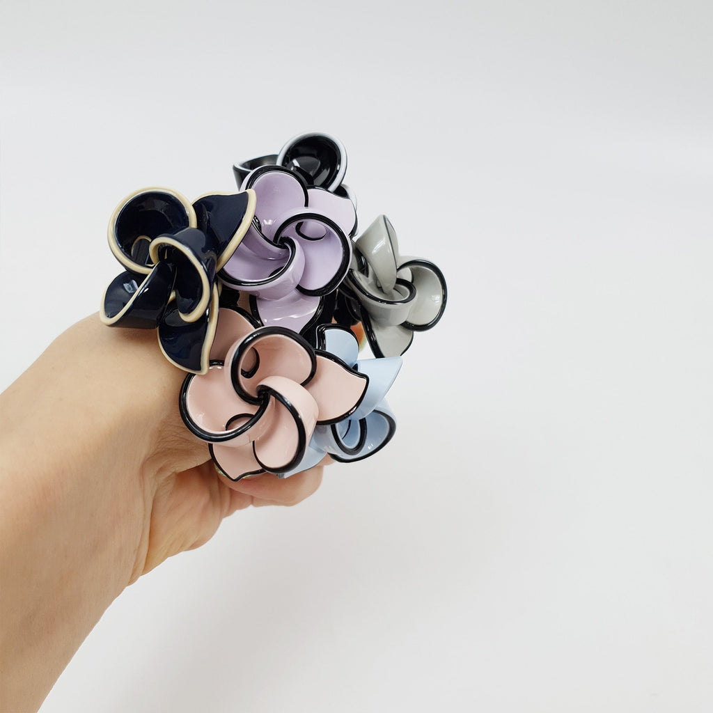 Pastel Color Blooming Flower Hair Tie / Simple Cute Ponytail Holder / Hair Accessory for Woman / French Hair Tie