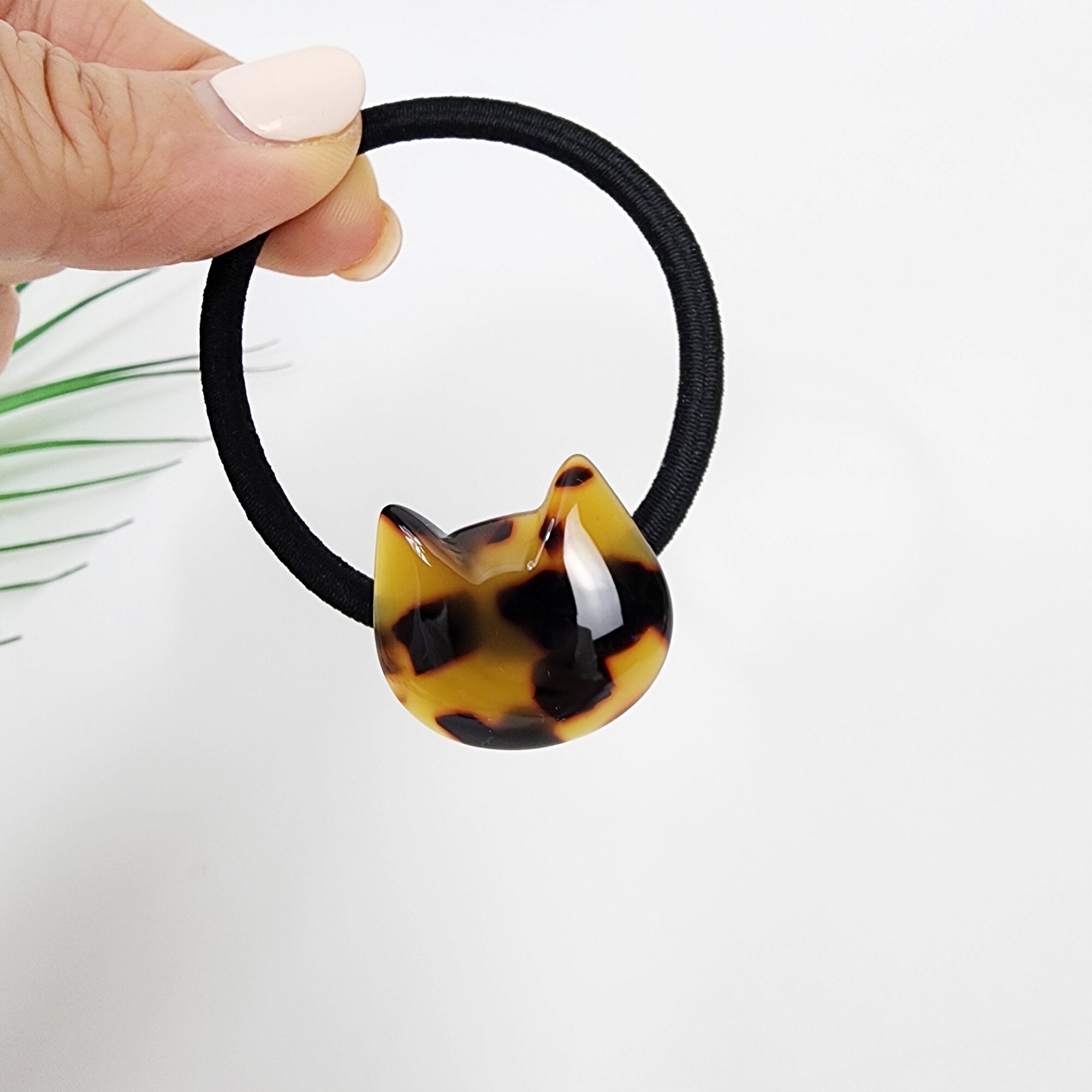 Simple Curved Cat Hair Tie (1.1 Inch) / Simple Tortoise Shell Ponytail Holder / Hair Accessory for Woman / French Hair Tie
