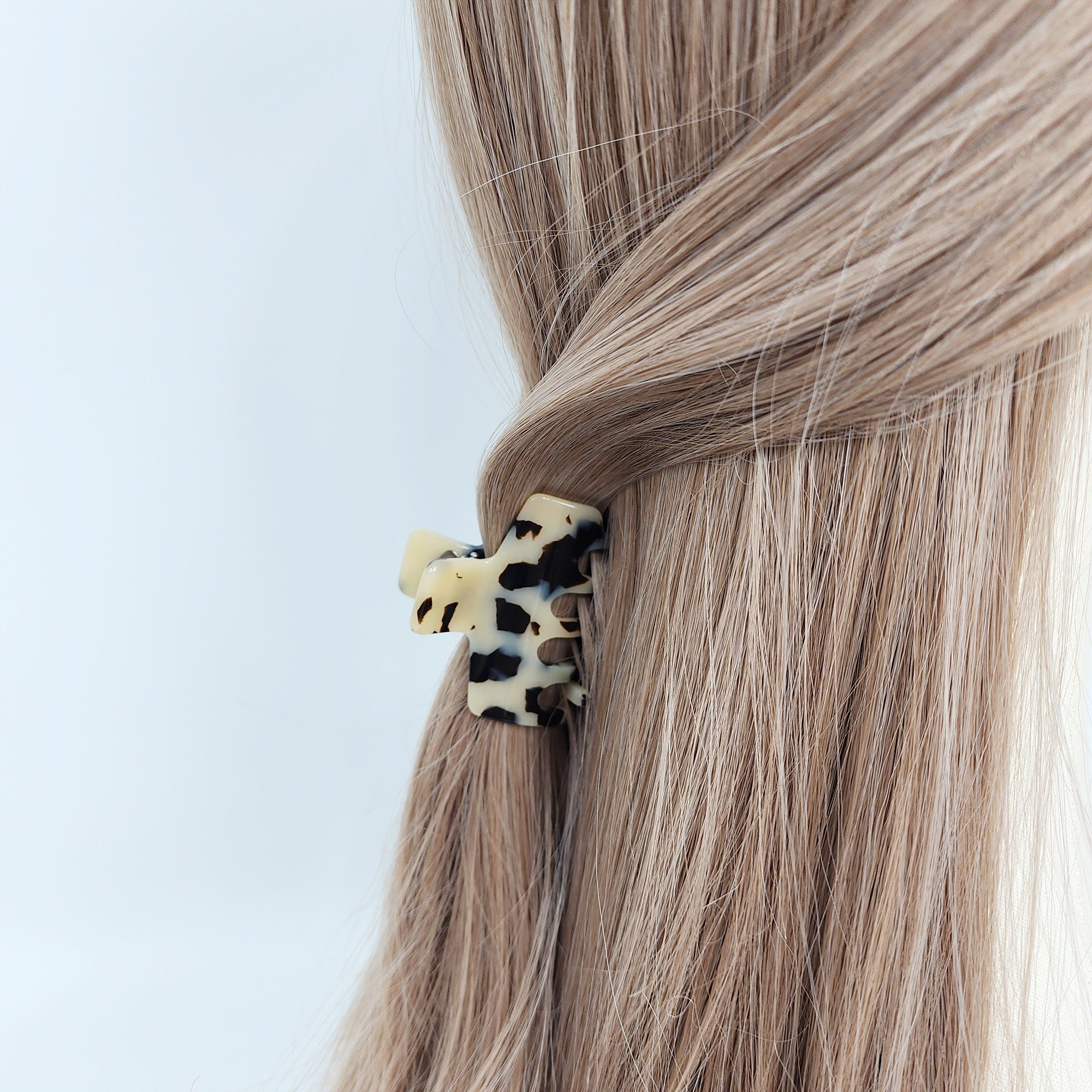 Laurens Luxurious Square Medium Hair Claw Clip (2.0 Inch) / Tortoise Shell French Hair Pin / Hair Barrette for Woman
