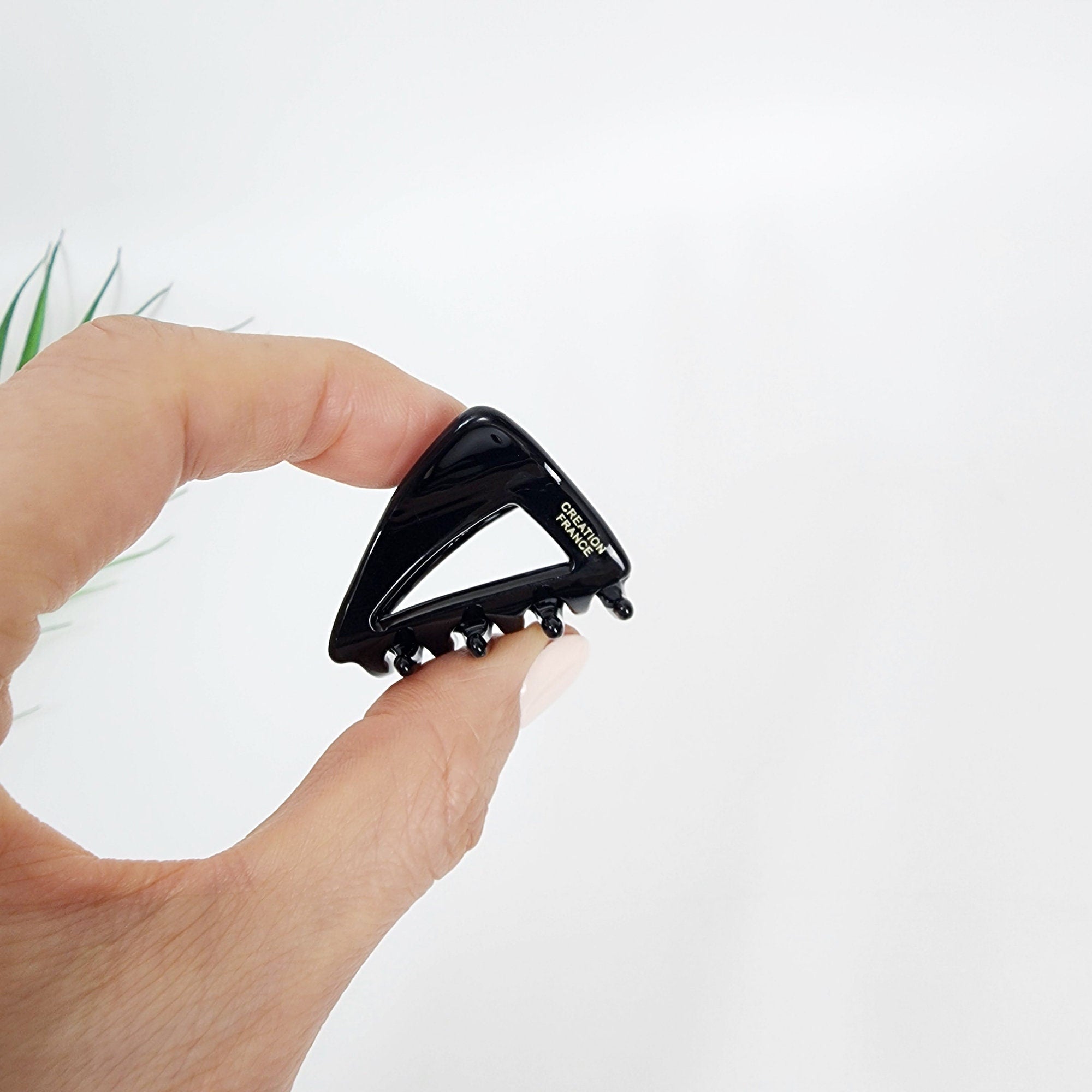 Pure Triangle Fashion Small Point Hair Clip (1.6 Inch) / Cute Tortoise Shell French Hair Pin / Small Hair Clips