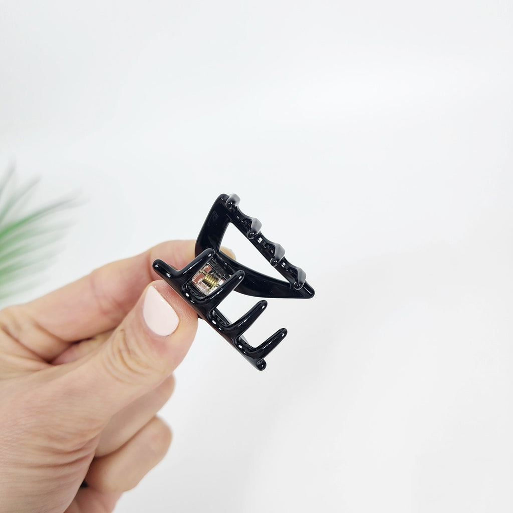 Pure Triangle Fashion Small Point Hair Clip (1.6 Inch) / Cute Tortoise Shell French Hair Pin / Small Hair Clips