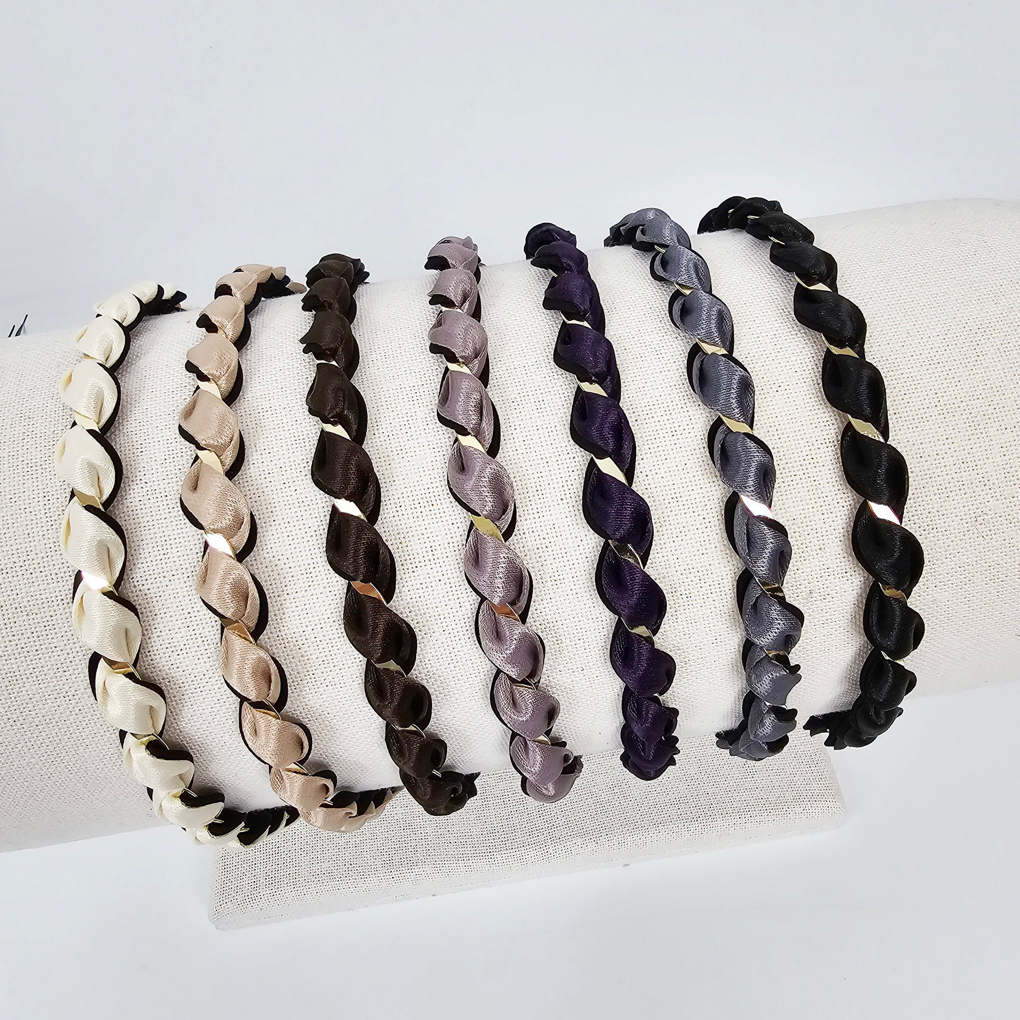 Daily Satin Gold Chain Twisted Thin Hairband (0.5 Inch) / Hair Accessories for Woman