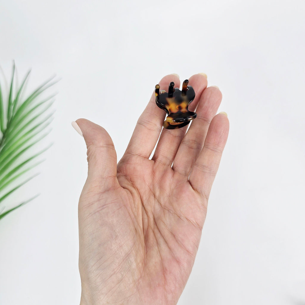 Luxurious Sally Point Hair Claw Clip (1.2 Inch) / Cute Tortoise Shell French Hair Pin / Small Hair Clips