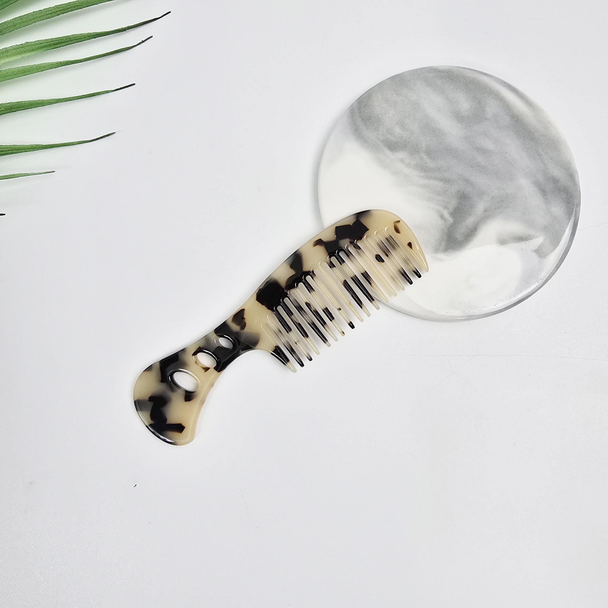 Leopard Axe Arch Line Handle Portable Hair Comb / Curly Hair Comb Hair Brush / Hair Accessory for Woman