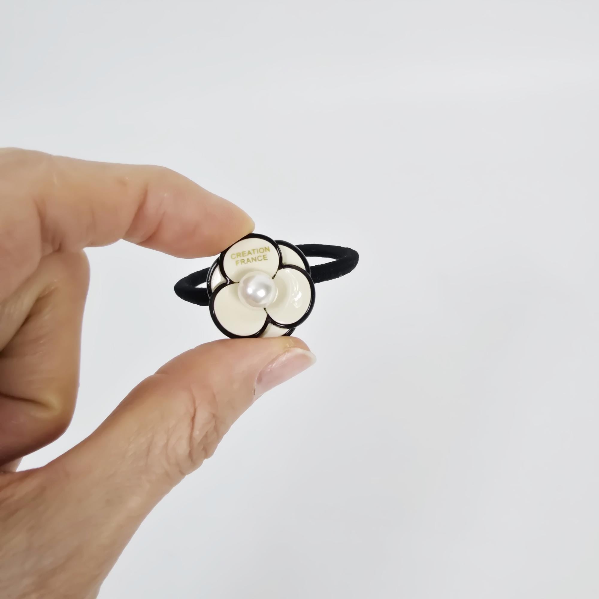 Small Pansy Flower Pearl Accent Ponytail Hair Tie (0.9 Inch) / Small Ponytail Holder / Hair Accessory for Woman
