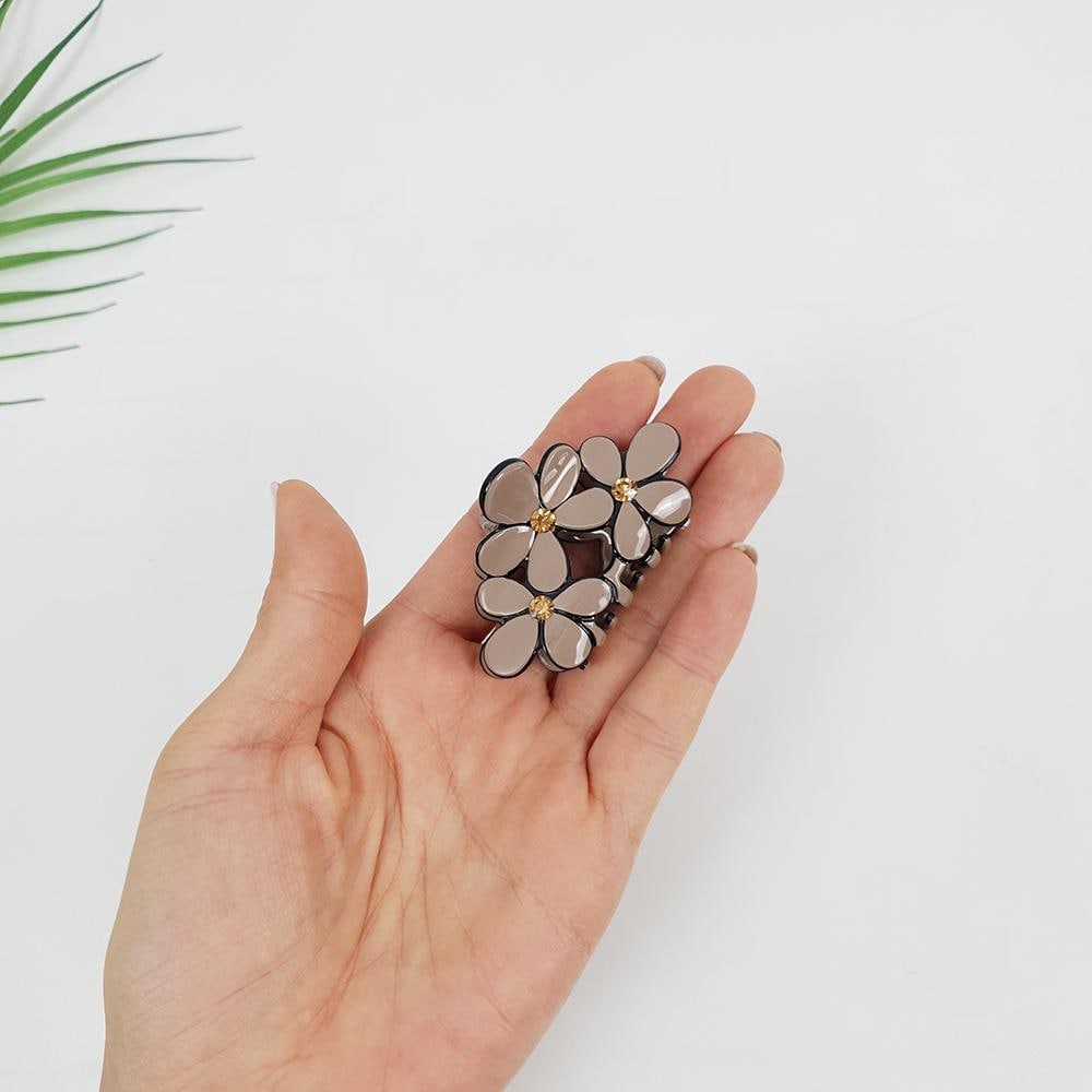 Triple Flower Hair Clips / Luxurious French Hair Pin with Cubic / Hair Accessory for Woman / Pastel Color Mini Claw Clip