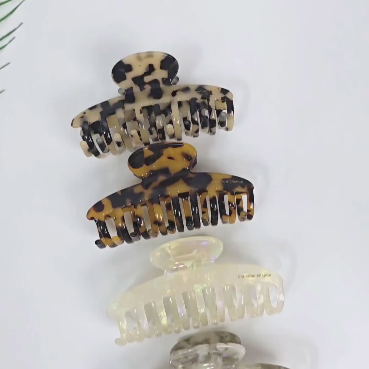 Luxurious Leopard Print Round Hug Updo Hair Claw (3.9 Inch) / Elegance French Hair Pin / Hair Barrette for Woman